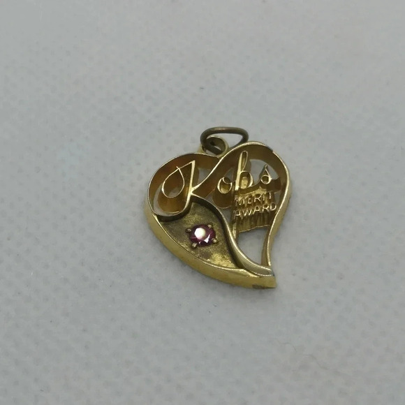Jewelry - Gold filled  heart pendant